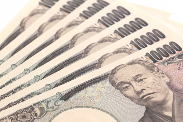 1万円札が高値で買取されるのはなぜ？｜七福本舗