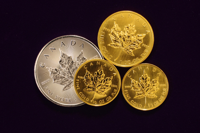 オンスとメイプルリーフ金貨