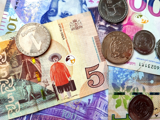 ジョージアの通貨の種類とアンティークコイン