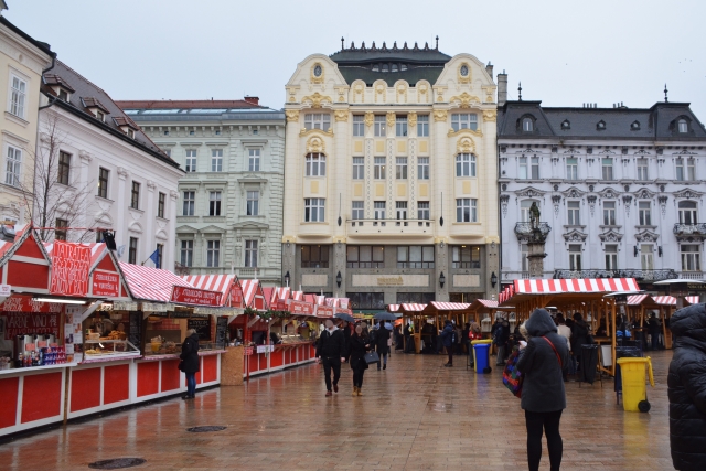 社会主義の崩壊とチェコからの分離