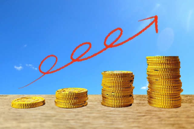 2017年後期：ビットコイン急騰、金との比較で見る投資動向
