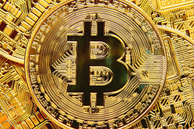 仮想通貨の台頭と金の役割の変化