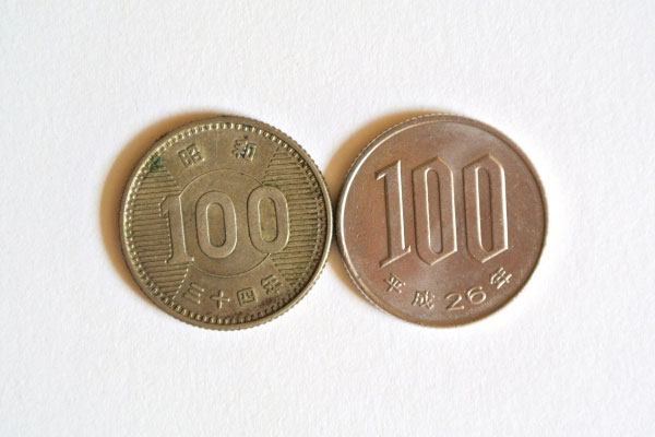 日本の100円銀貨